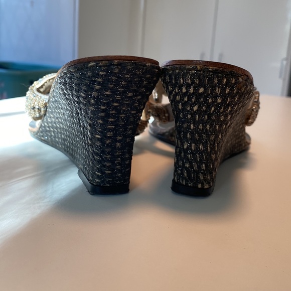 Barely worn wedge sandals! - Picture 3 of 6